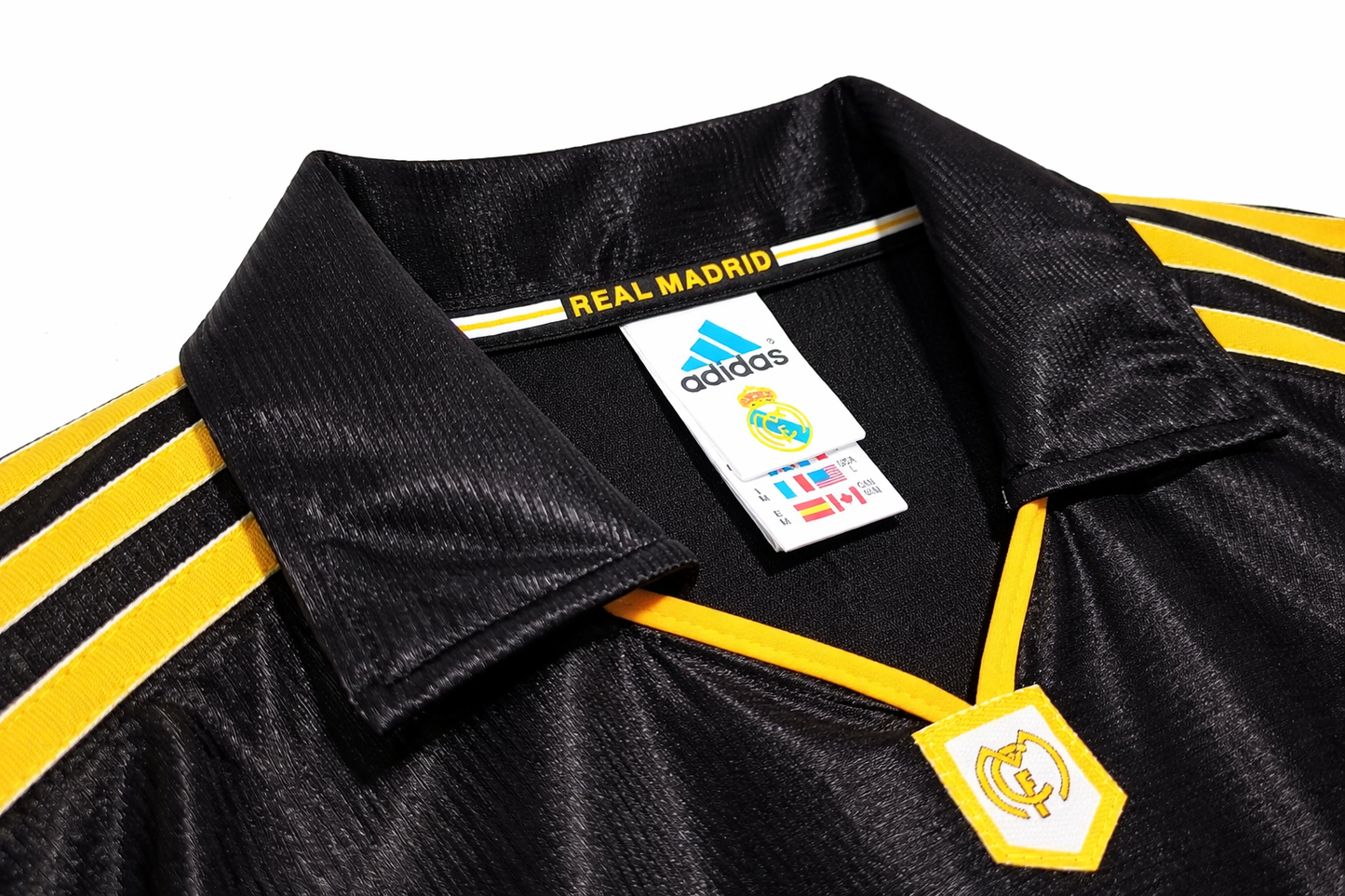 Football Jersey Real Madrid 1999 - Away